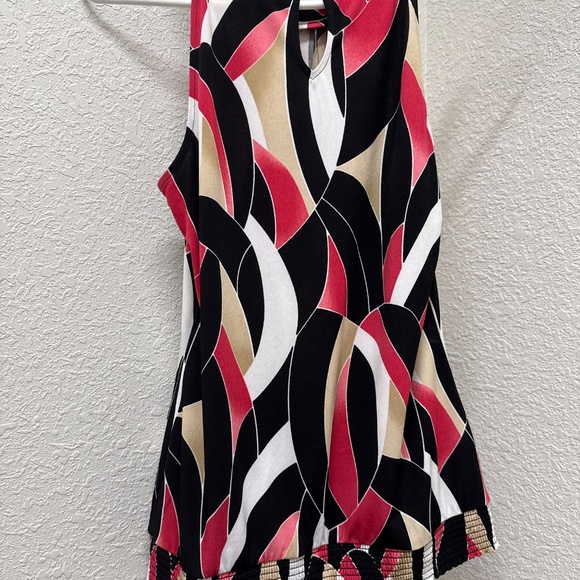 Sleeveless shirt - Picture 2 of 4